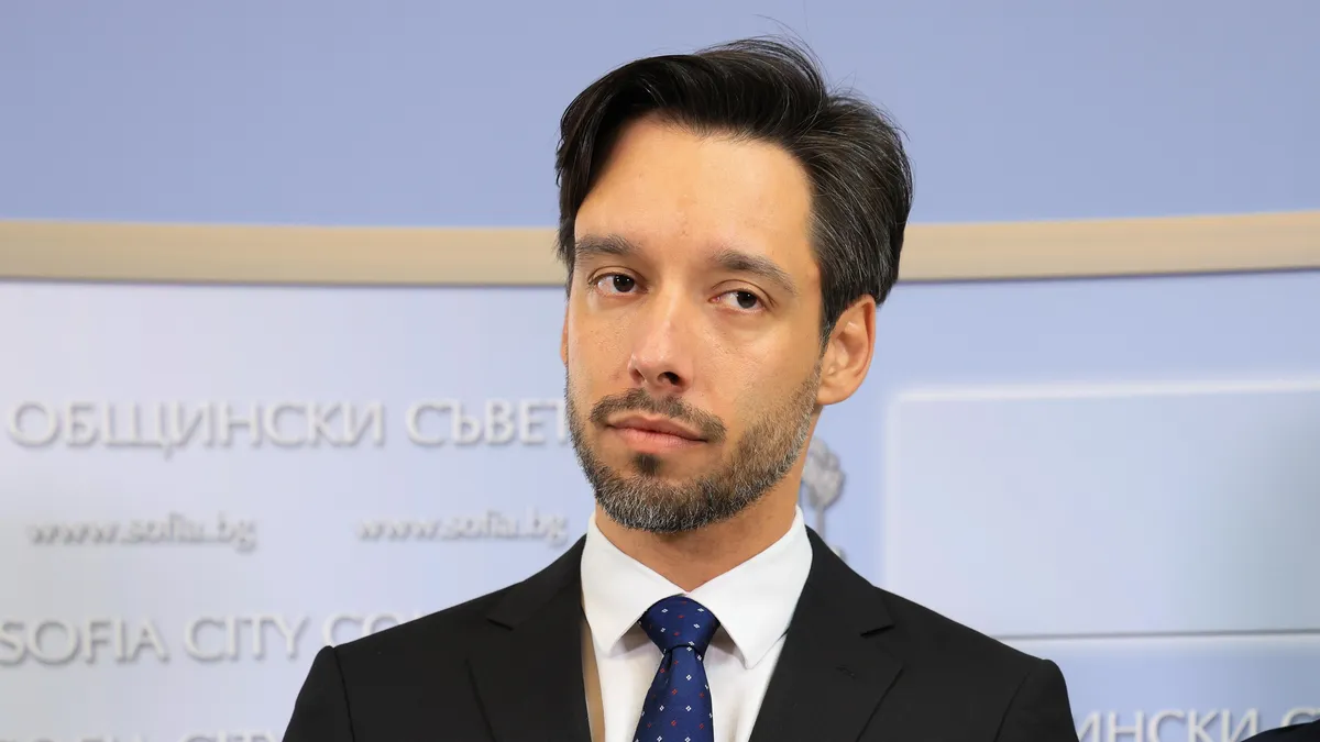 Борис Бонев: Само в две от дружествата в градския транспорт има 69 счетоводители - кому са нужни?