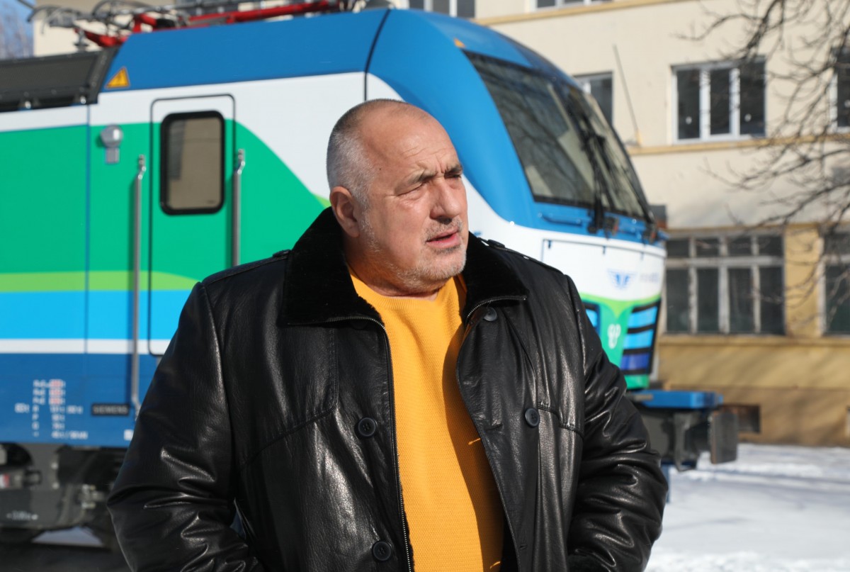 Борисов: БДЖ вече разполага с най-добрите локомотиви в света