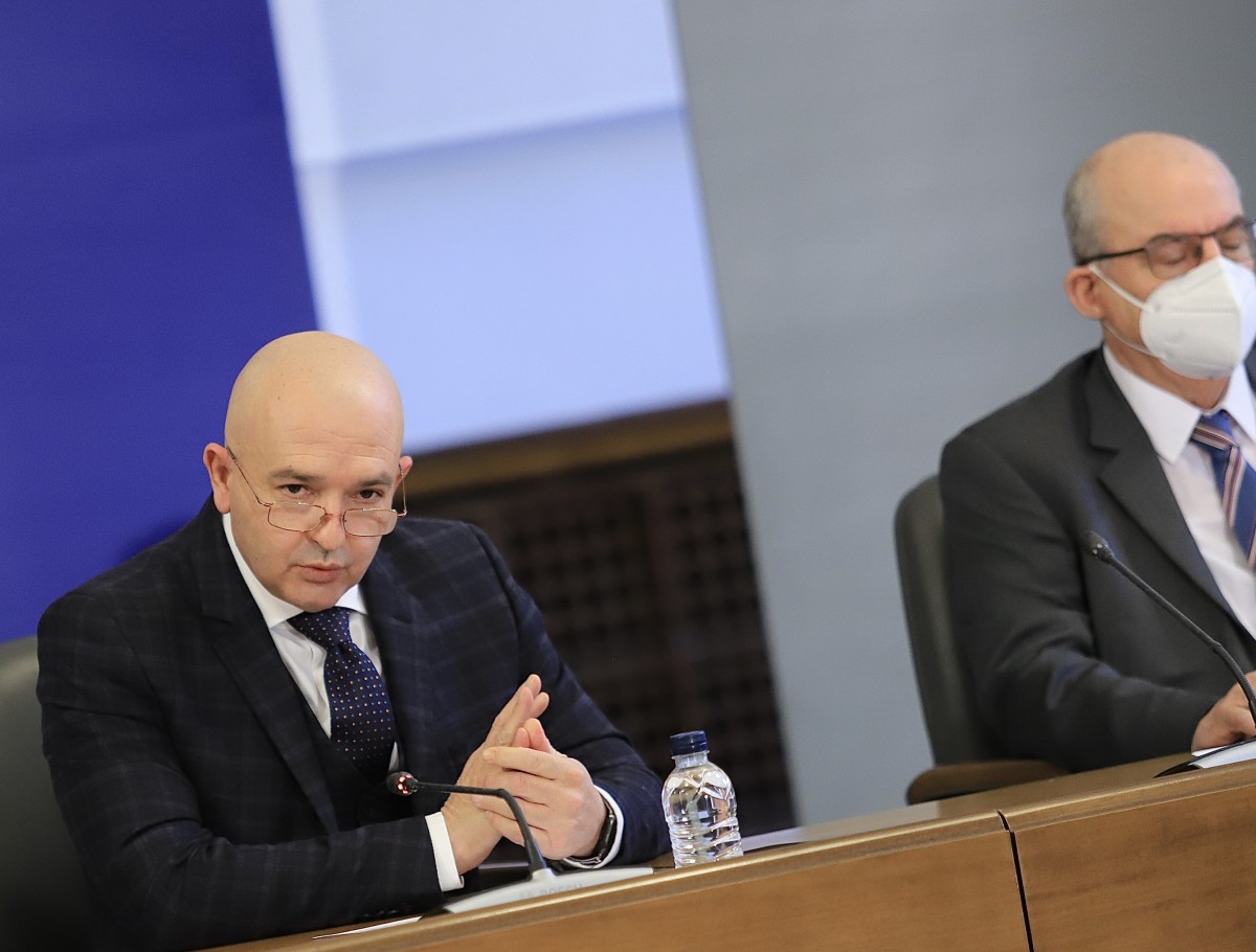 Борисов: Не трябва да има разлика между големи, малки и отдалечени населени места за ваксинацията