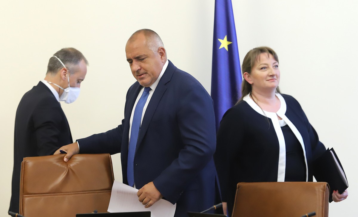 До 30 юни ще се удължи извънредната епидемична обстановка