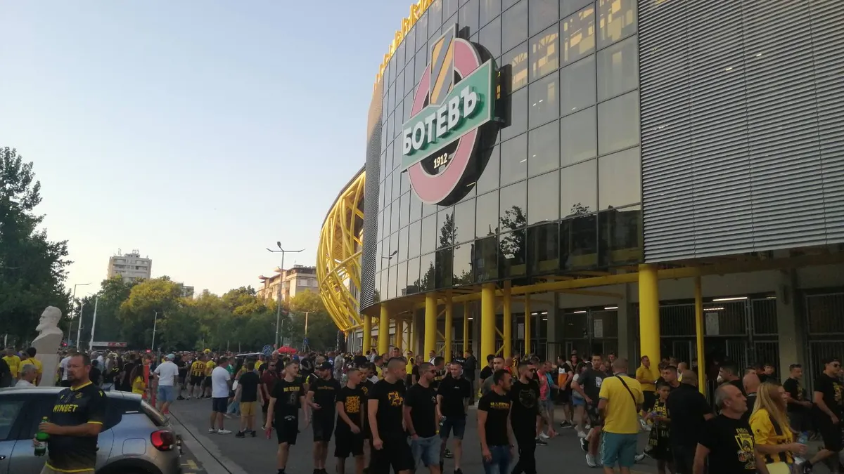 Ботев Пд привлече юноша на Арсенал 