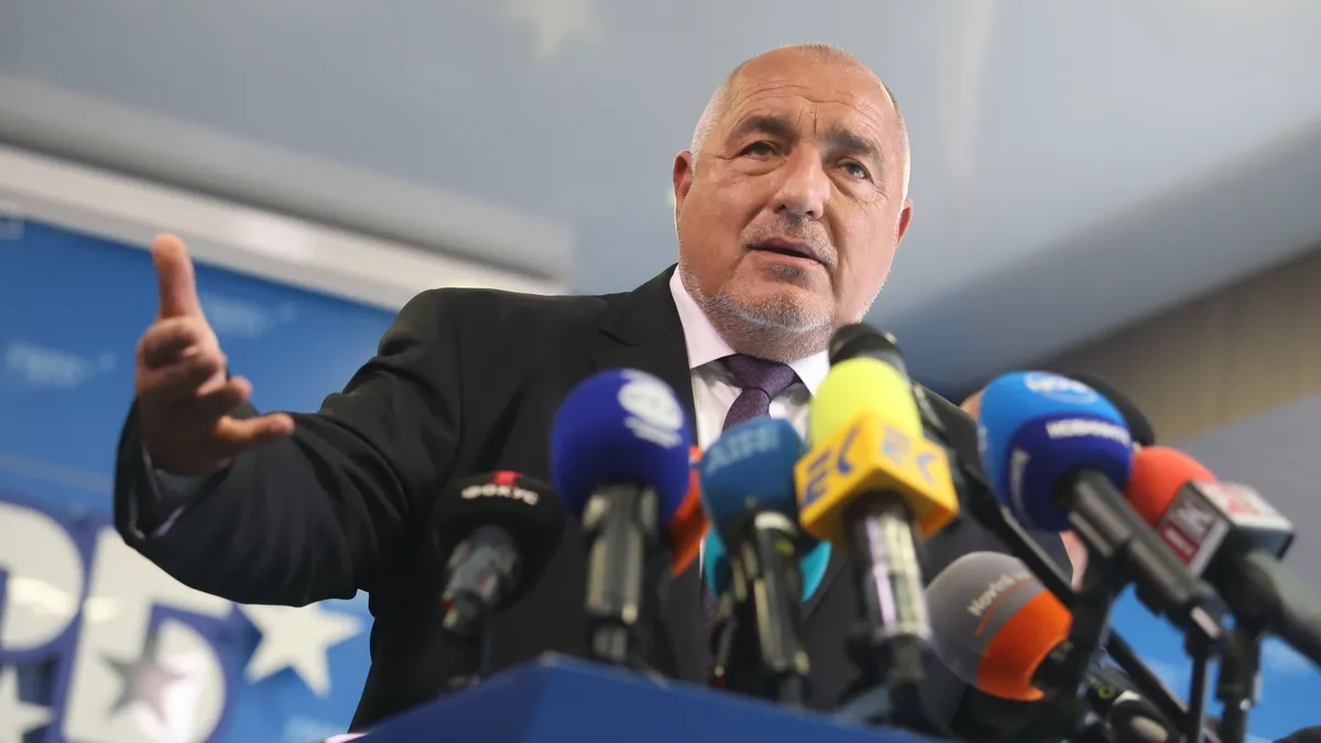 Бойко Борисов се отказа да води Комисията по външна политика, ГЕРБ-СДС номинира Фандъкова