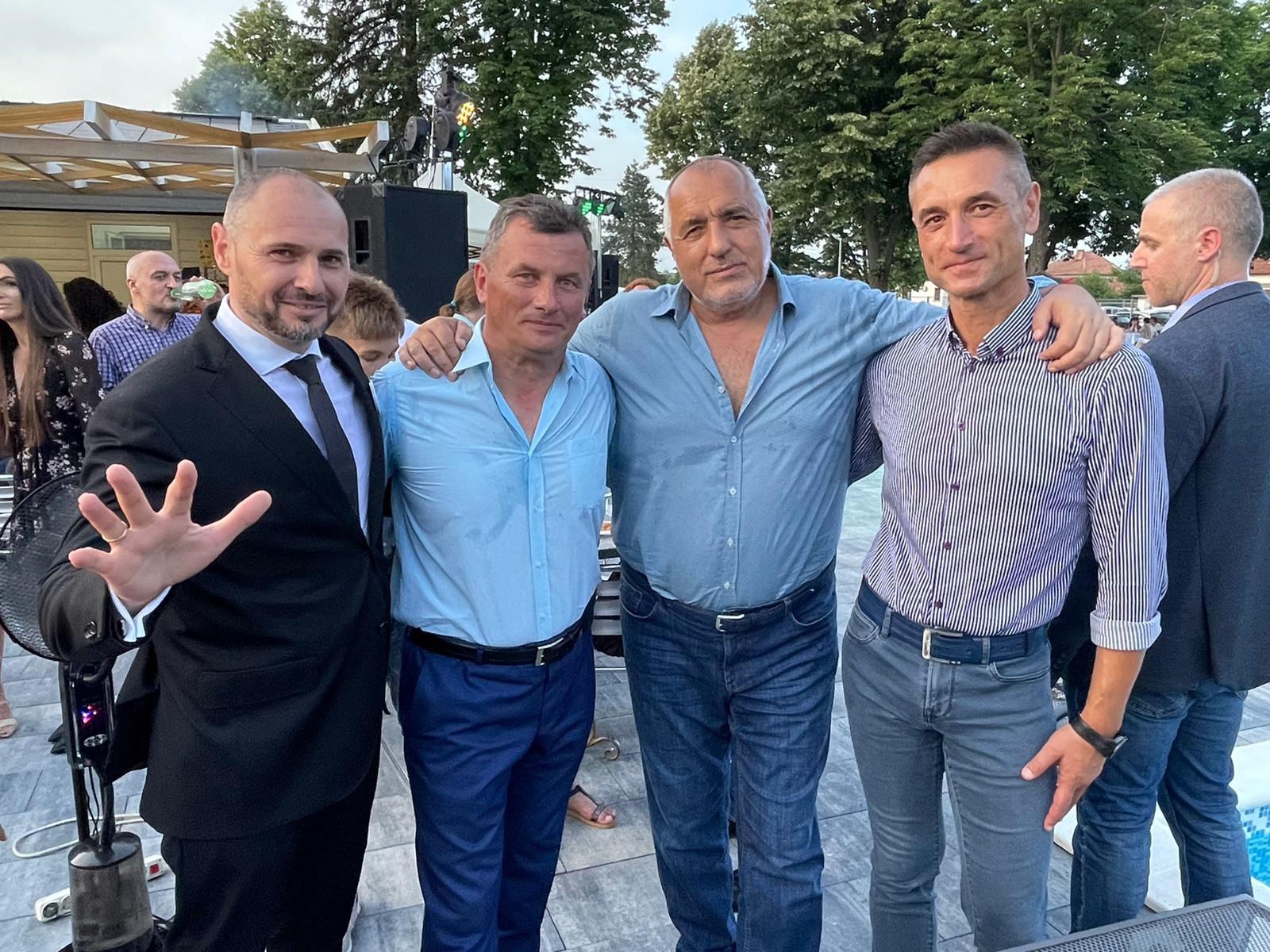 Борисов: Проблемът е разединението на нацията, което Радев постигна