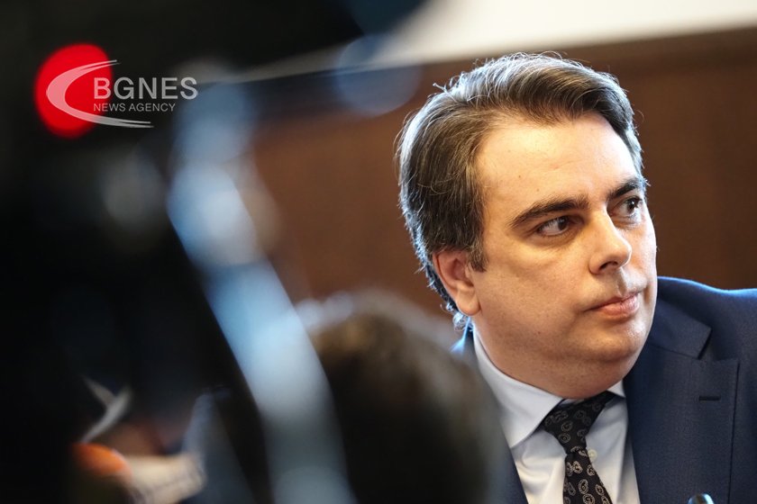 Асен Василев: Борисов не е в положение да поставя условия