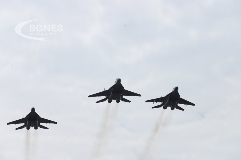 Депутатите заседават извънредно за хазарта и самолетите F-16 Block 70