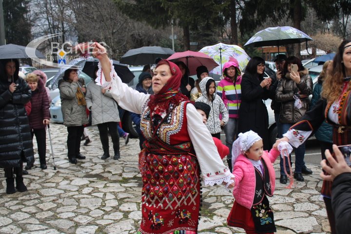 Отбелязваме Бабинден