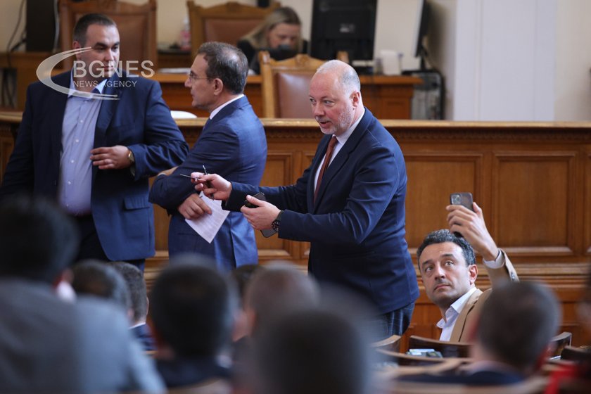 НС прие промени в съдебната власт, започва процедура за избор на членове на ВСС
