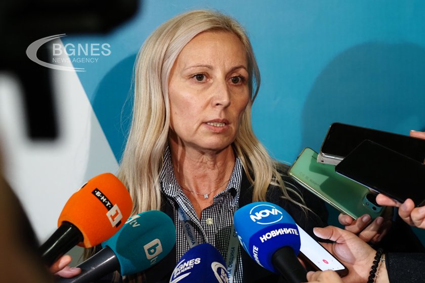 Полина Витанова, ОИК-София: Всеки момент ще започне приемането на протоколи 
