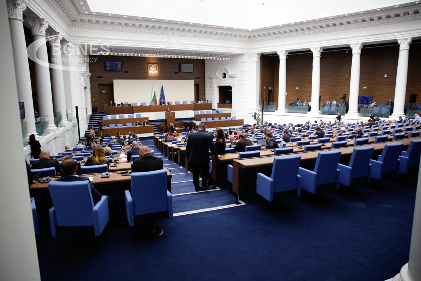 Парламентът прие споразумението с енергетиците и миньорите 