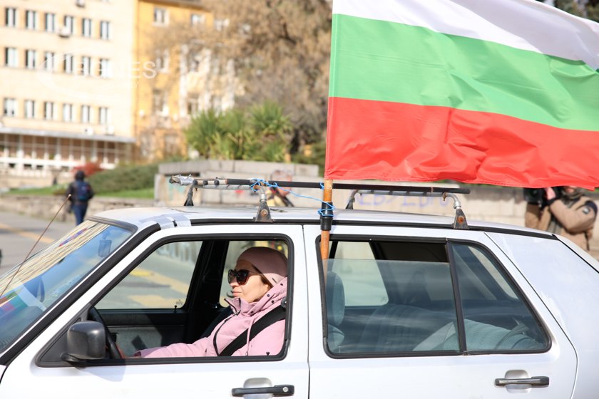КНСБ излиза на протест и автошествие за по-високи заплати