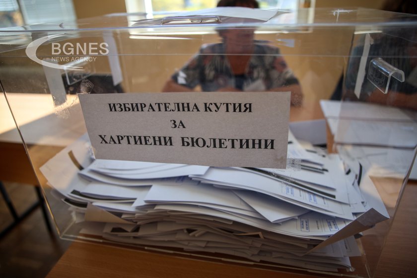 В Русе балотажът е между Пенчо Милков-БСП и Иван Иванов-ГЕРБ