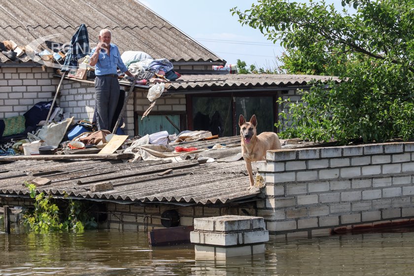 Няма данни за замърсяване на българското Черноморие след разрушаването на язовир "Нова Каховка" в Украйна