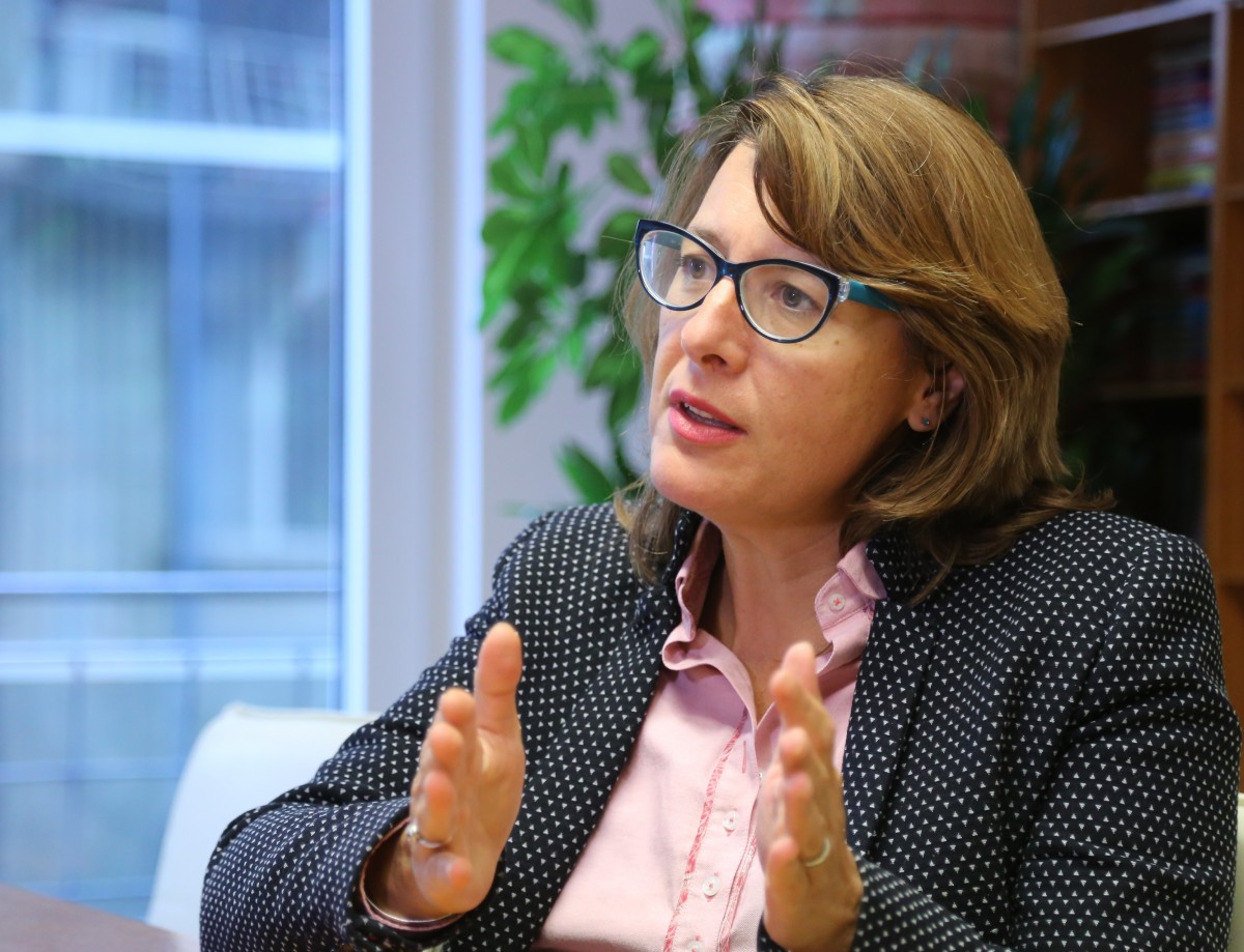 Весела Чернева: София не чува предупреждението на Вашингтон за „Турски поток“