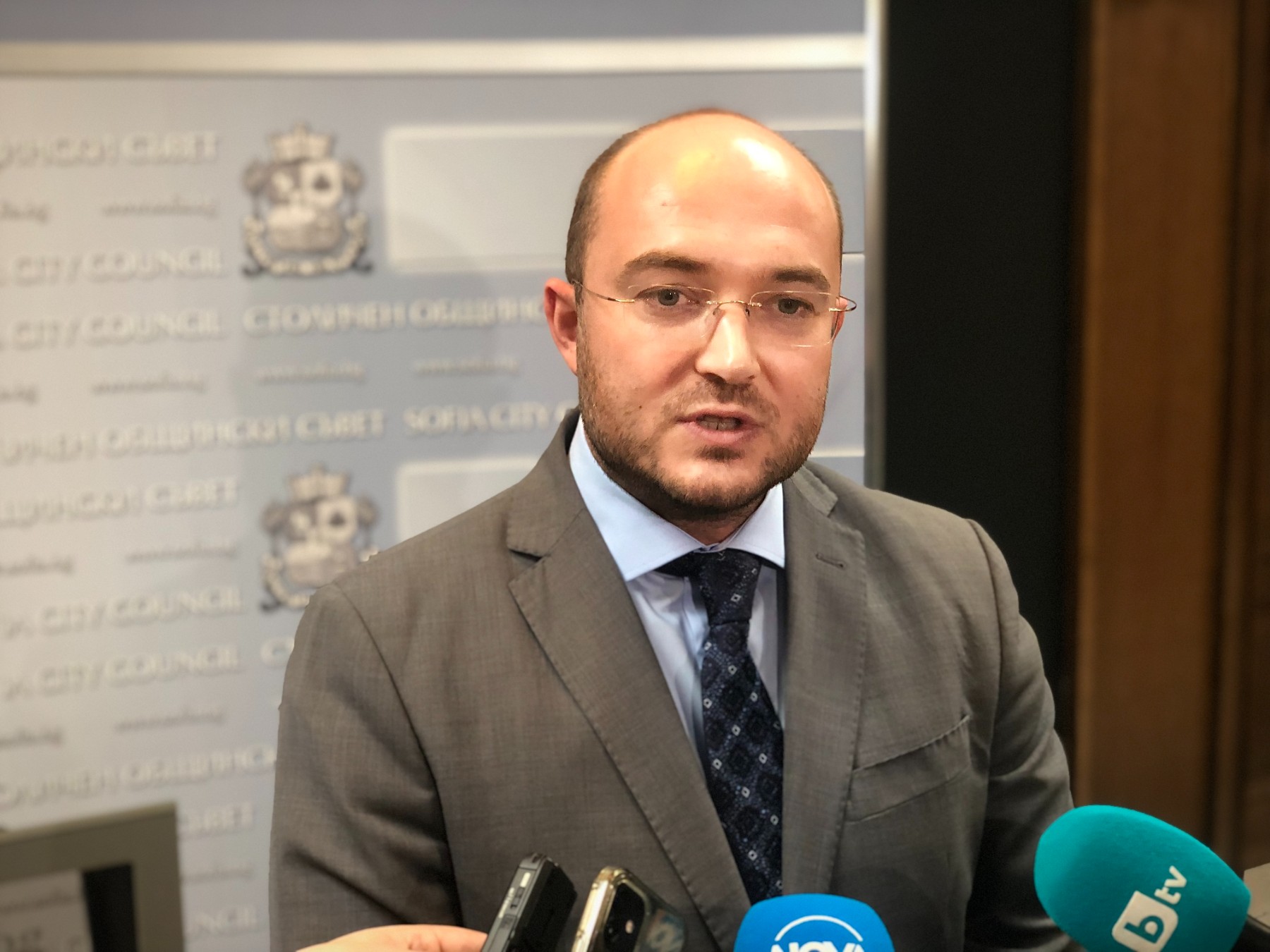 Георгиев: Върнахме картата за една линия, отпада глобата за невалидиране