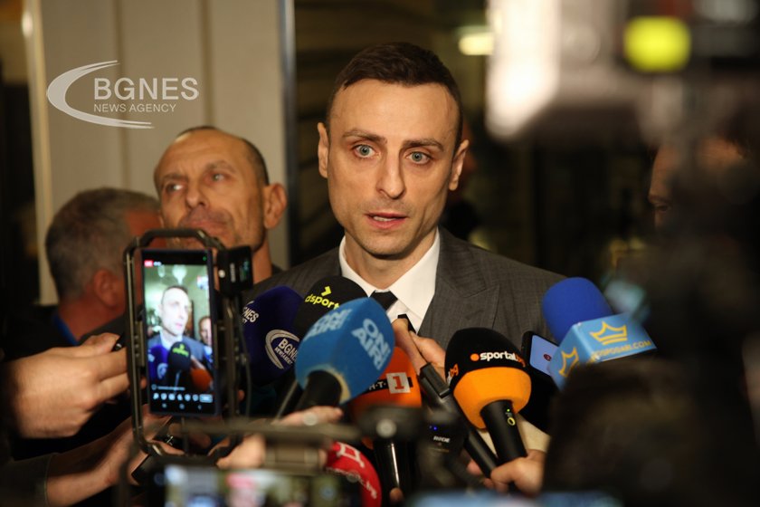 Бербатов: Няма от какво да се срамуваме, клубовете направиха своя избор