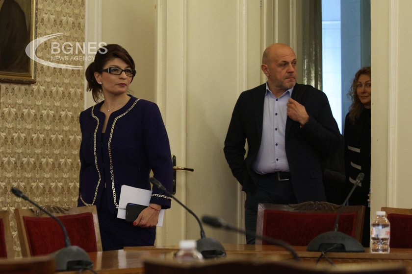 ГЕРБ-СДС се среща с "Възраждане", следват лидерски разговори с всички партии