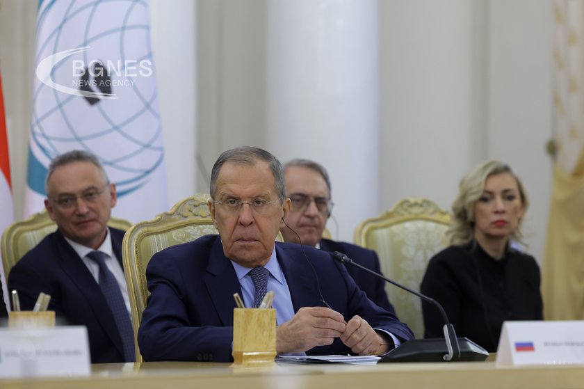 Лавров: Ще летя до Скопие за срещата на ОССЕ, ако България позволи