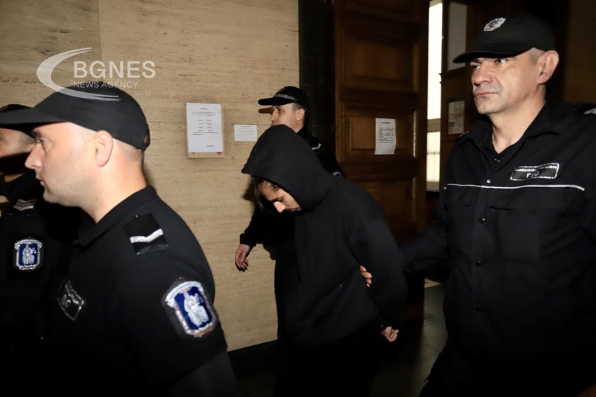 18-годишният шофьор, причинил катастрофата на „Сливница”, остава в ареста