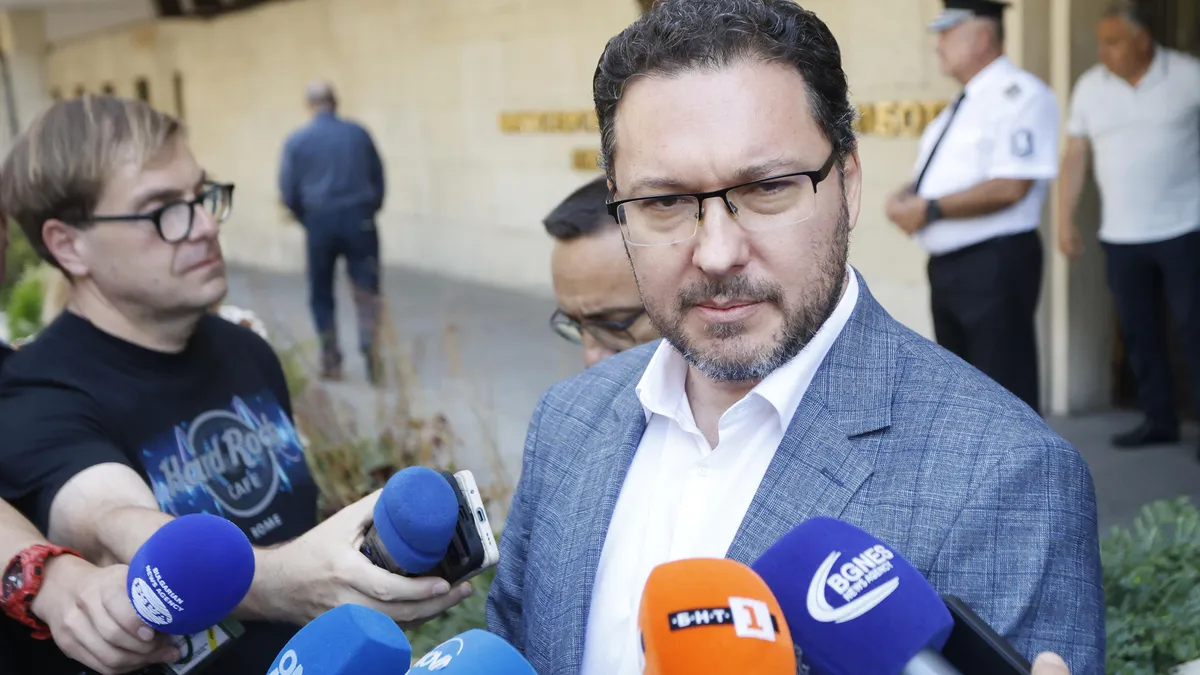 Даниел Митов: Имаме над хиляда пожара, над 330 са умишлени или по невнимание