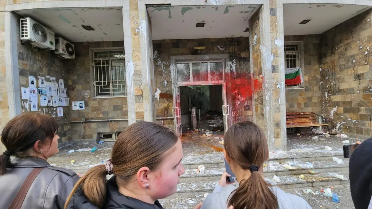 Даниел Митов поиска оставката на директора на полицията в Хасково