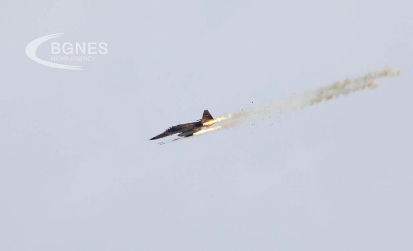 САЩ разрешиха прехвърлянето на датски и нидерландски F-16 в Киев