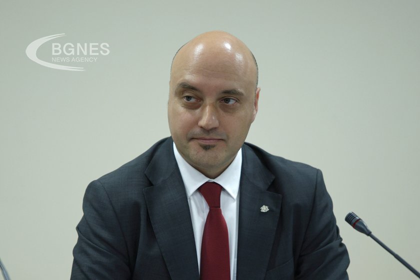 Славов: С 24 май вкараме националните ценности в Конституцията
