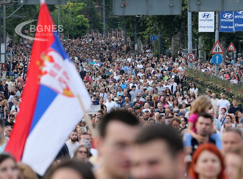 Сръбската опозиция постигна споразумение за съвместно явяване на предстоящите избори 