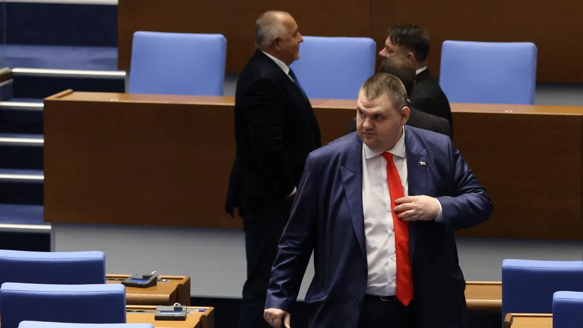 Делян Пеевски: Да минава рулетката с мандатите и да отиваме на избори
