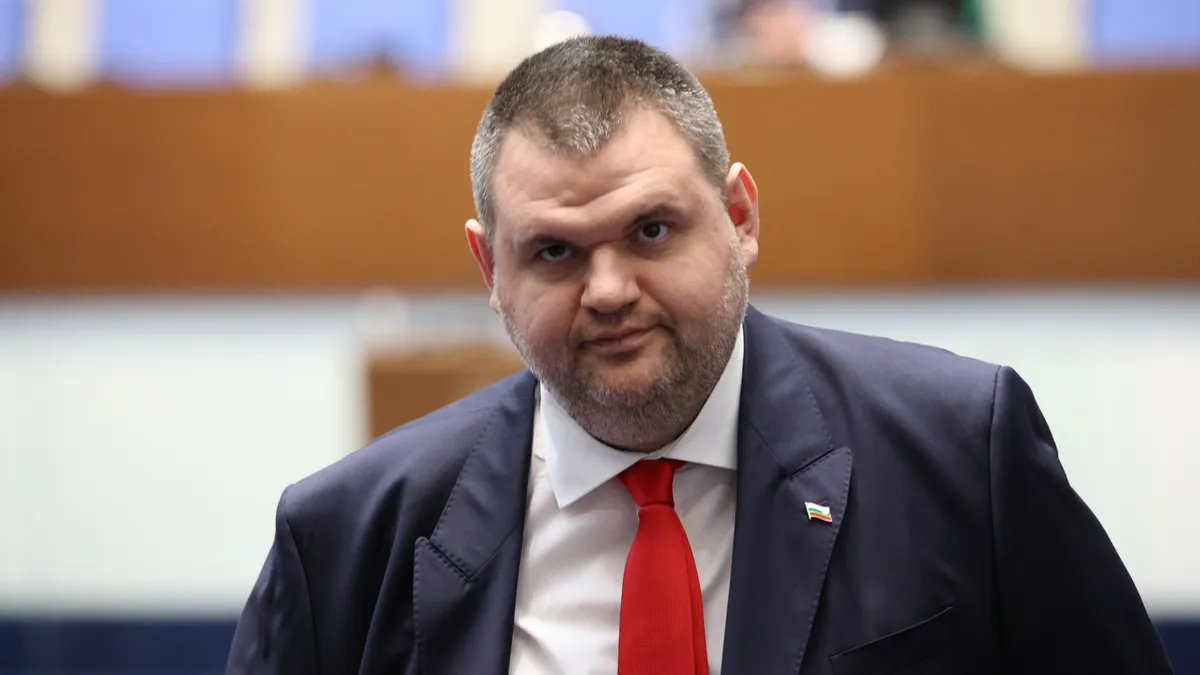 Делян Пеевски: Да се изчетат групите, да мине рулетката с мандатите и да се приключва 