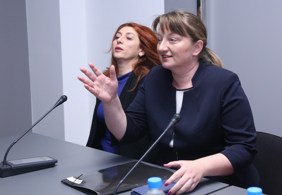 Деница Сачева: Няма закон, позволяващ вмешателство на държавата в семейството