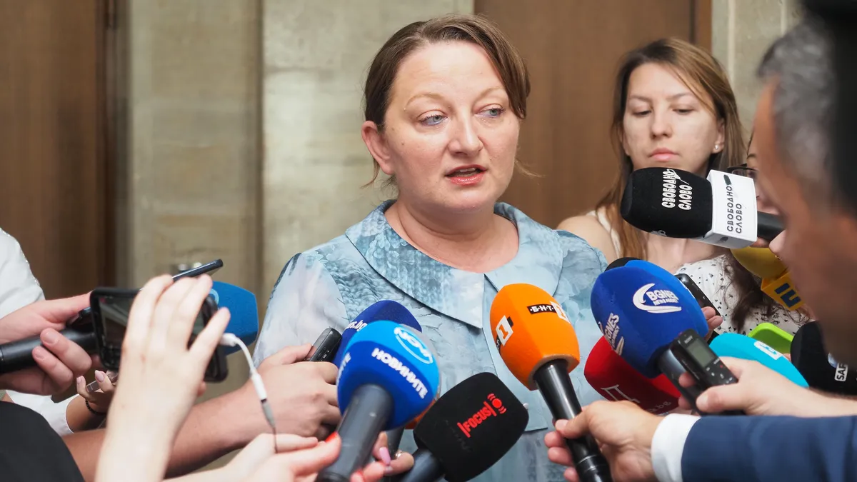 Деница Сачева от ГЕРБ: Няма да има подкрепа за втория и третия мандат