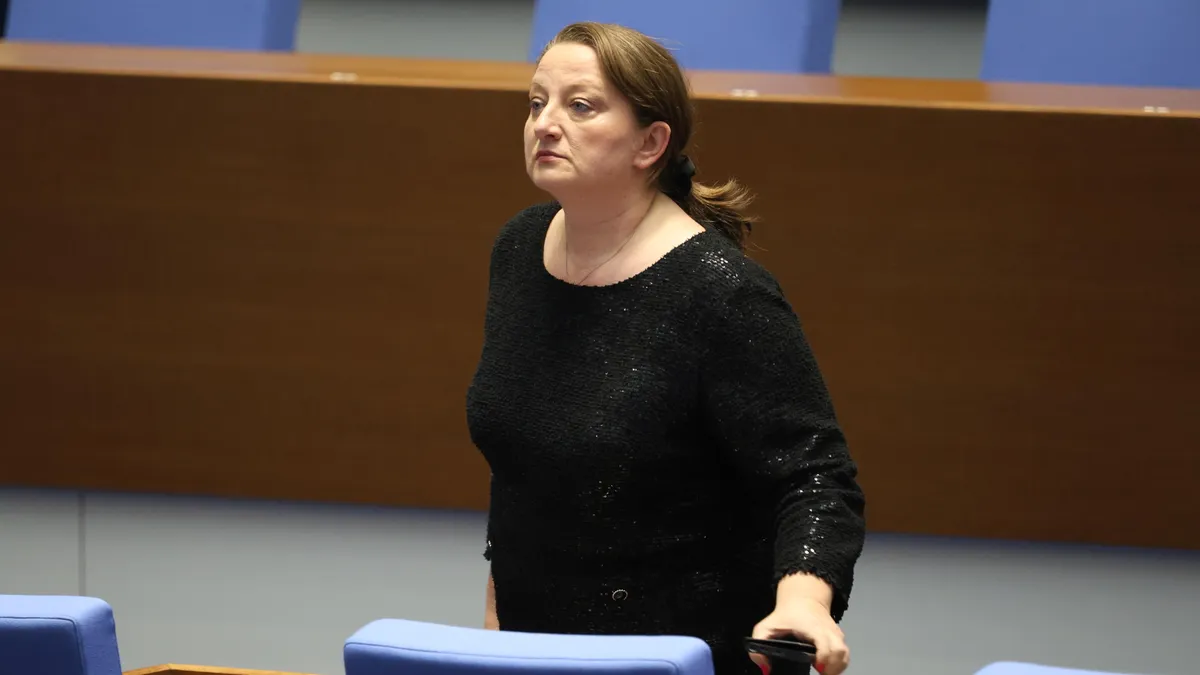 Деница Сачева: Решението за еврозоната не е само политическо или базирано на цени
