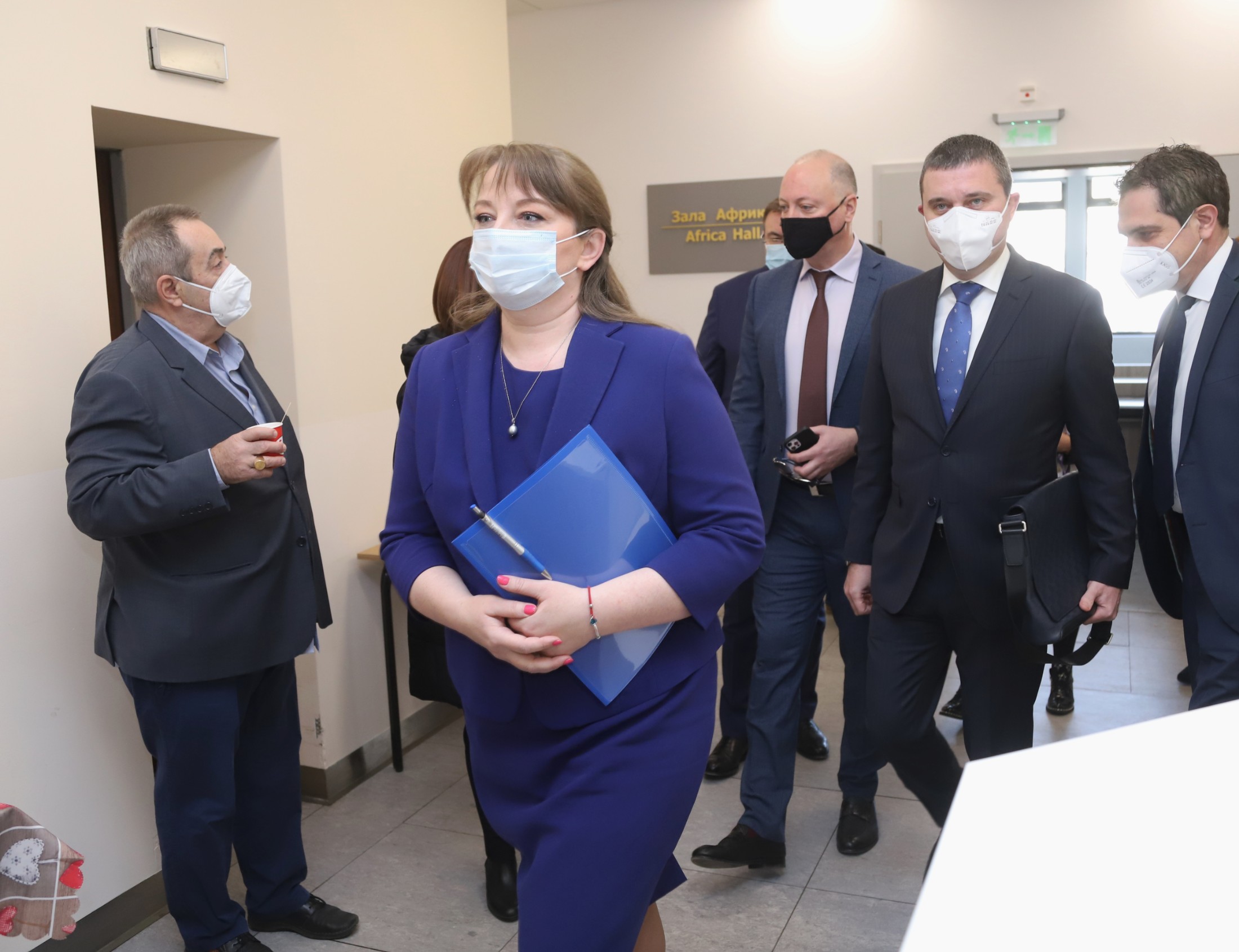 ГЕРБ показва програмата си до дни, няма да пипа данъците