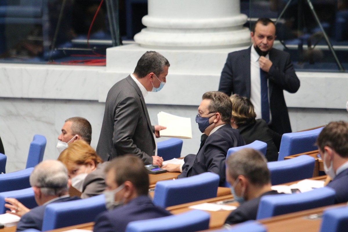 Депутатите се събират на първо заседание през новата година