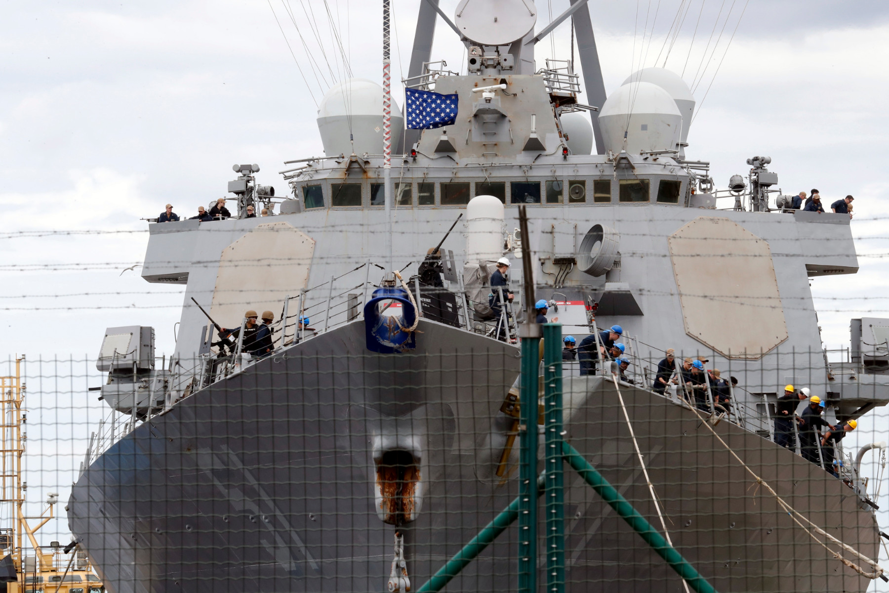 Китай осъди преминаването на американски военен кораб през Тайванския проток
