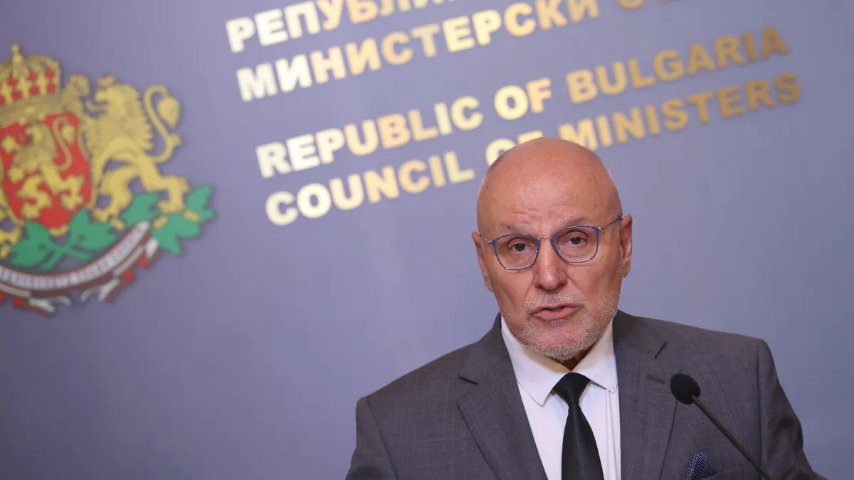 Димитър Радев: Еврозоната е възможност за икономически растеж на България, отговорът не е в политическите кризи