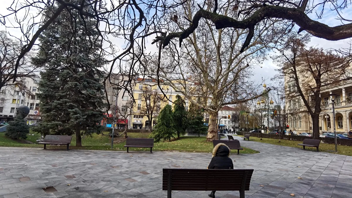 До 16 градуса във вторник, ще бъде ветровито