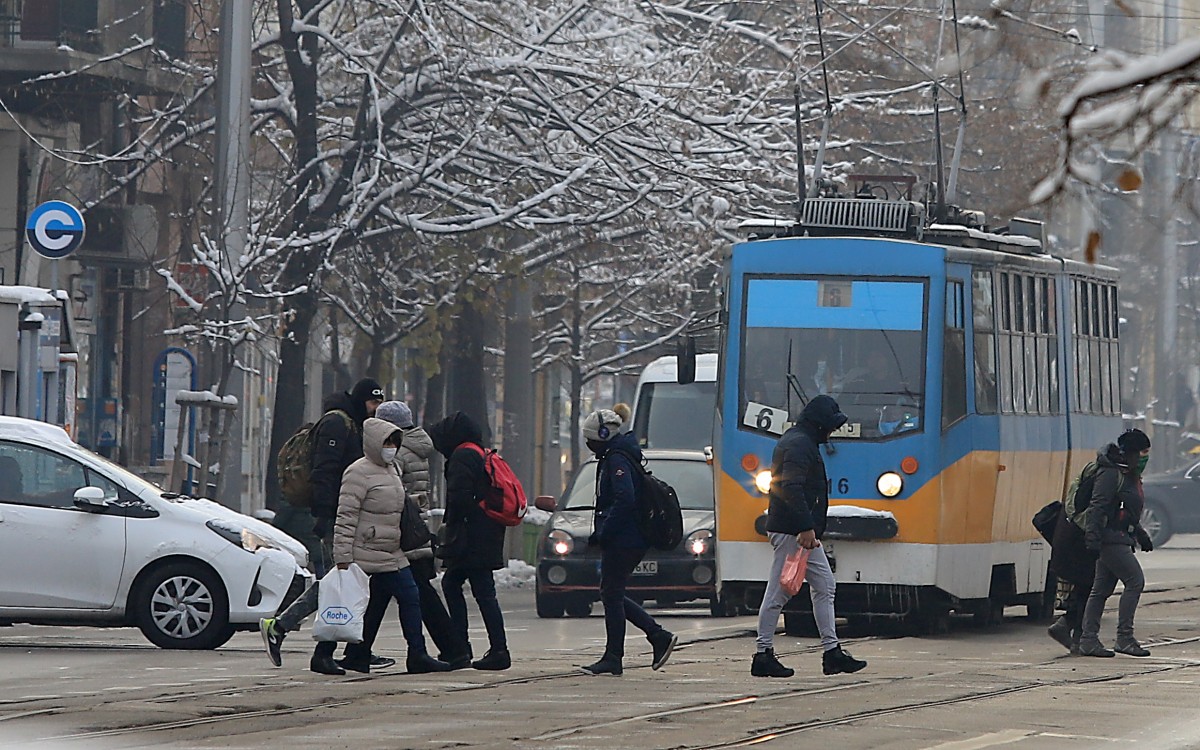 До минус 11 градуса в София, през деня до 6 градуса