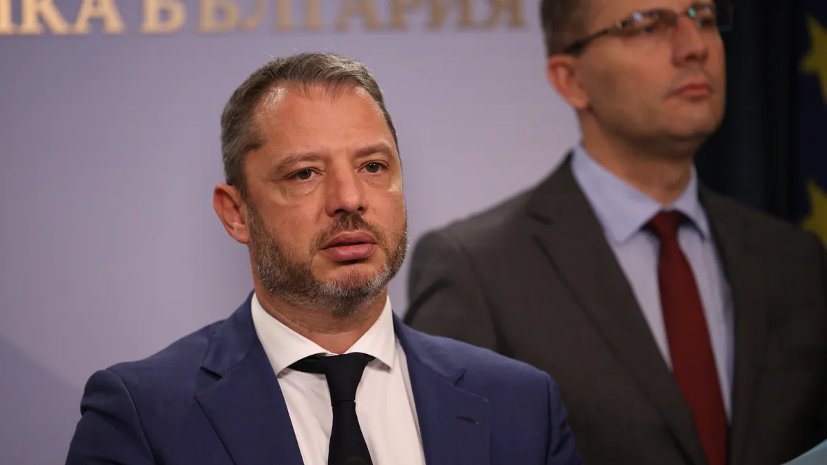 Добрев: Новоучредено държавно дружество ще получи 500 млн. лв. по ПВУ за възстановяване на терени на мините