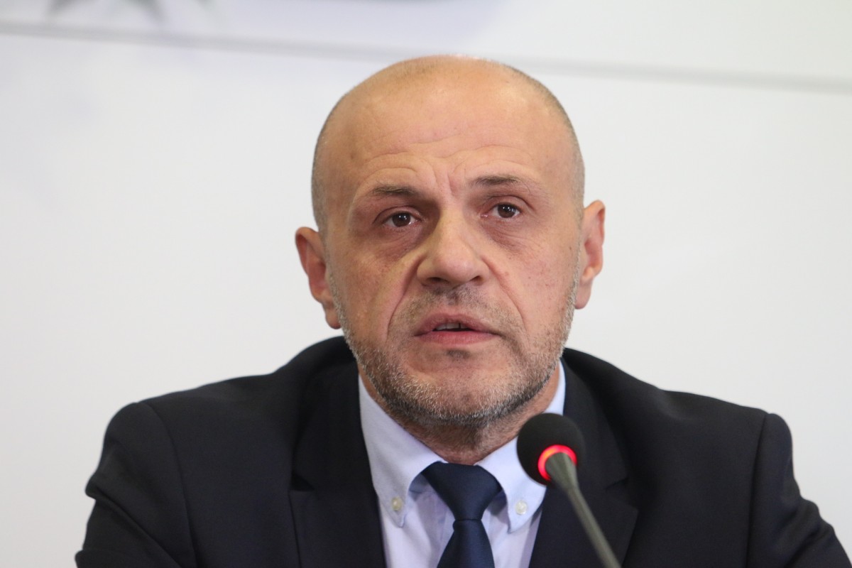 Дончев: Дори в режим на откровен разговор такива неща не се говорят от министър