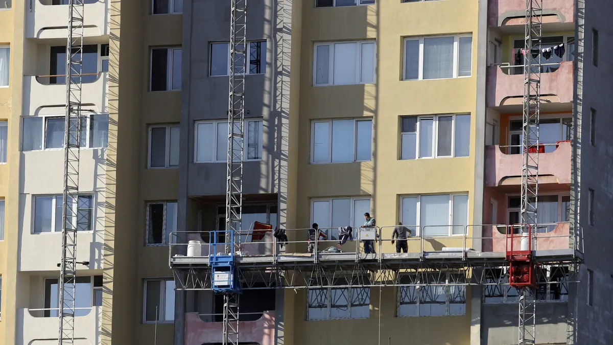 Дора Янкова: Санирането остава безплатно за хората
