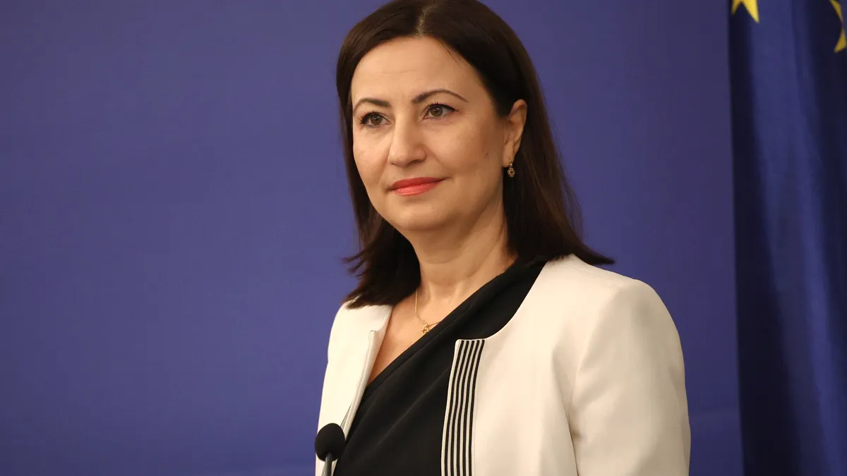 Досегашният еврокомисар Илиана Иванова се връща в Сметната палата на ЕС
