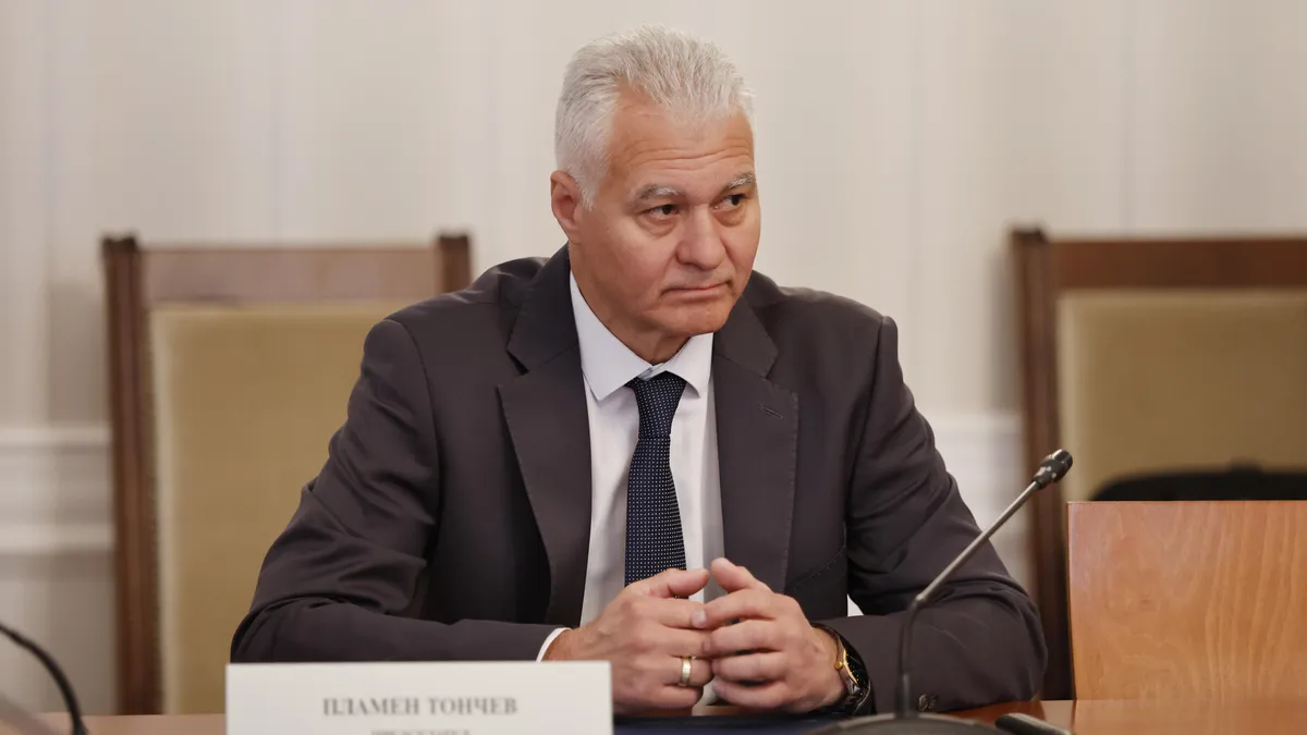 Досегашният председател на ДАНС Пламен Тончев бе избран за ръководител на Комисията по досиетата