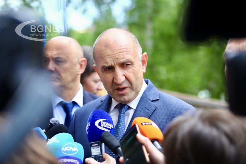 Радев: Главчев още не е разбрал с какво се е заел като премиер, да не говорим за МВнР
