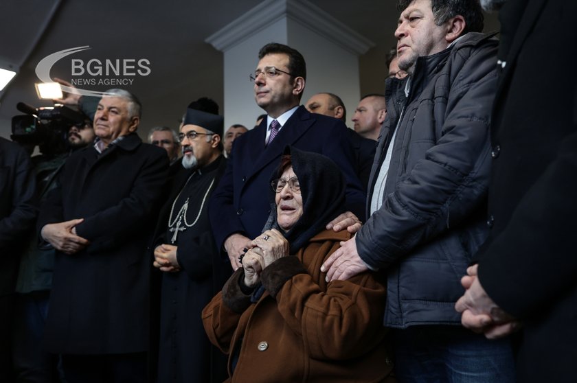 Турските власти задържаха над 50 души за нападението в католическа църква
