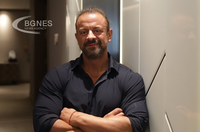Ричард Алибегов: Туристическият бранш дава оценка "слаб 2" на работата на Зарица Динкова
