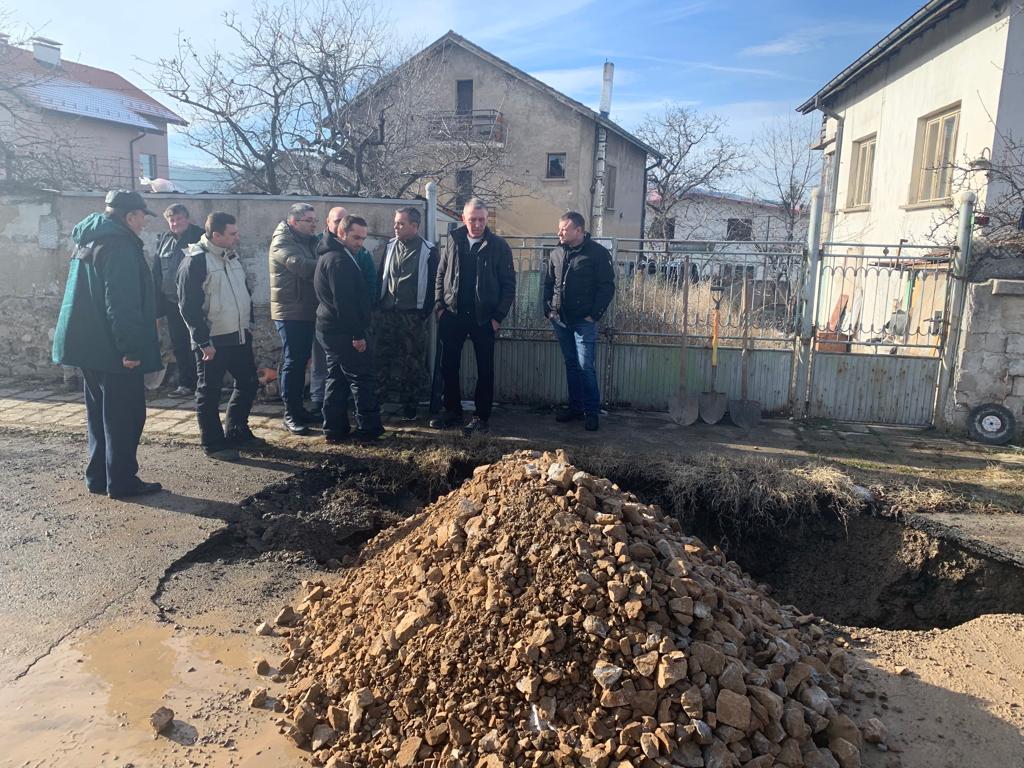 Една от авариите в пернишкия квартал „Църква“ е отстранена