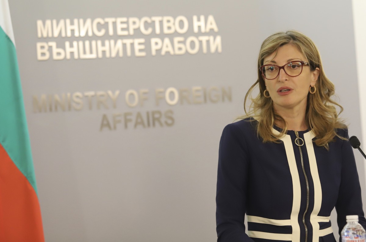 Екатерина Захариева ще се срещне със Светлана Тихановская