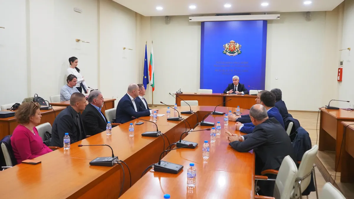 Електроразпределителните дружества ще получат над 327 млн. лв. безвъзмездна помощ от Министерство на енергетиката