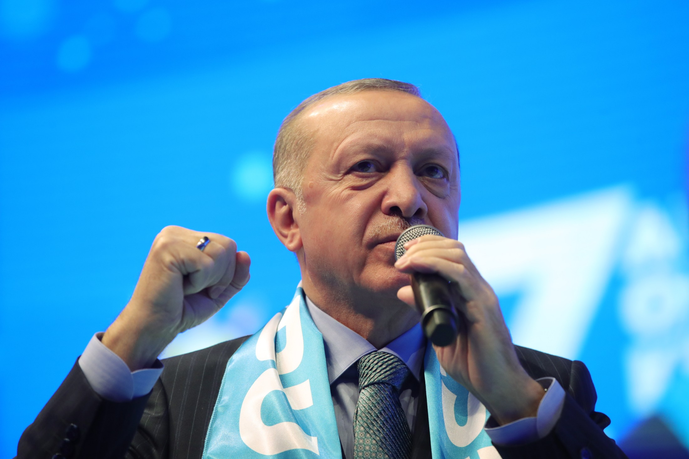 Erdogan pulling Turkey away from EU,’ ex-PM Davutoglu tells Kathimerini